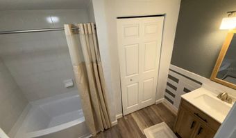 208 CENTER St, Auburndale, FL 33823