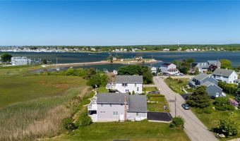 18 STARFISH Dr, Narragansett, RI 02882