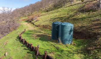 3727 Old Siskiyou Hwy, Ashland, OR 97520