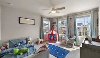 18918 Denali Cir, Northville, MI 48168