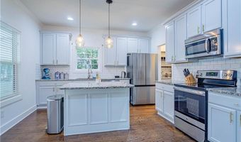 1450 Reynolds Dr, Auburn, AL 36830
