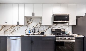 2223 S Highland Ave, Los Angeles, CA 90016