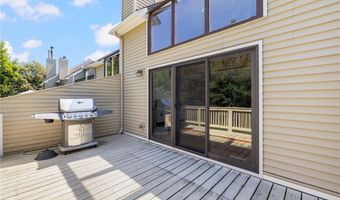 80 Fisher Rd 73, Cumberland, RI 02864