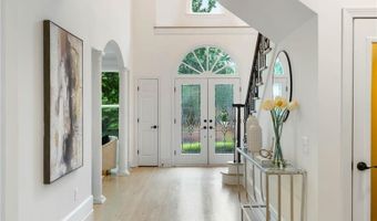 790 Thornberry Dr, Alpharetta, GA 30022