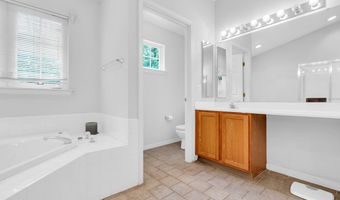 46 Timberline Rd, Bayville, NJ 08721