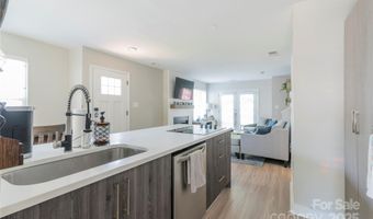 1529 Briar Creek Rd 1A, Charlotte, NC 28205