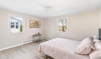 47 Shady Lea Rd, North Kingstown, RI 02852