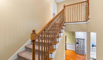38 Harvest Hill Ln 38, Auburn, ME 04210
