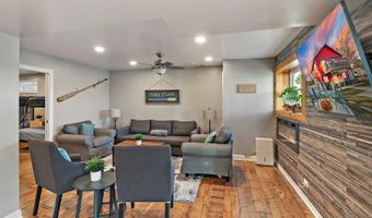 26048 W Forest Ave, Antioch, IL 60002