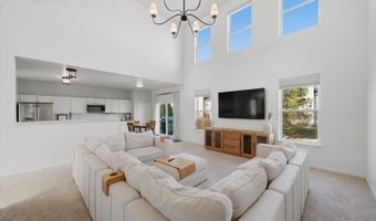 510 Golden Valley Ln, Algonquin, IL 60102