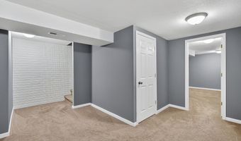 354 NW Georgetown Blvd, Ankeny, IA 50023