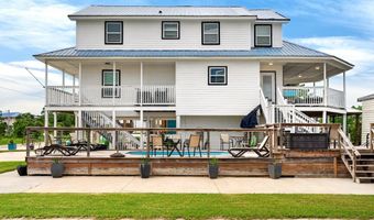 4044 Mindanao St, Bay St. Louis, MS 39520