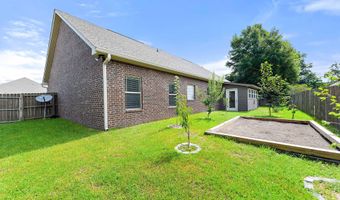 460 Venito Dr, Biloxi, MS 39531