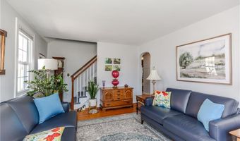 24 Columbus Blvd, Cranston, RI 02910