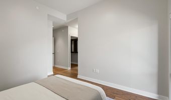 1781 N PIERCE St 501, Arlington, VA 22209