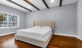 46 W 43RD St, Bayonne, NJ 07002