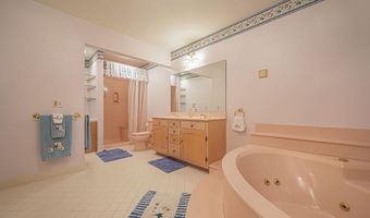 26 WINGED FOOT Ct, Dover, DE 19904