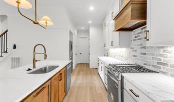 67 Cove Cir, Alexander City, AL 35010