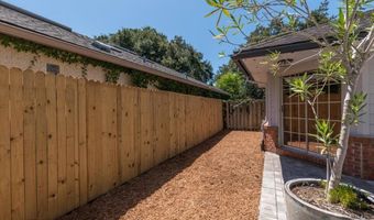 1193 LINKSIDE Ct E, Atlantic Beach, FL 32233