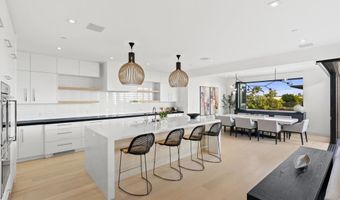 216 Ocean St, Solana Beach, CA 92075