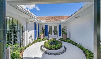 524 Muirfield Dr, Atlantis, FL 33462