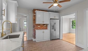 11 Taft St, Coventry, RI 02816