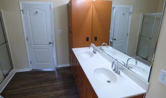 518 Saddle Dr, Camden, SC 29020