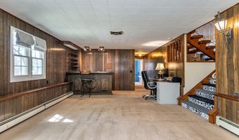9 Delno Dr, Danbury, CT 06811