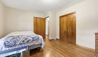 2207 Ridgevue Ave, Aliquippa, PA 15001