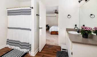 435 W Hawthorne St, Fallbrook, CA 92028