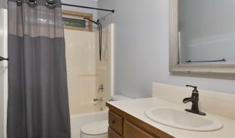 307 Cypress Ct, Andover, KS 67002