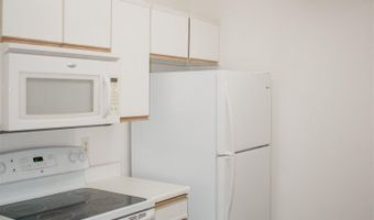 64 Kunihi Ln 324, Kahului, HI 96732