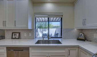 1049 N BOULDER Dr, Carefree, AZ 85377