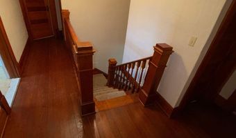 339 3rd St, Ashton, IA 51232