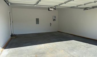 102 Riggins Ln, Anderson, SC 29621