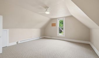 549 N Gilbert St, Ada, OH 45810
