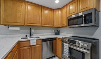 505 Lagunaria Ln, Alameda, CA 94502