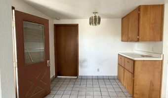 2203 Utah St, Carlsbad, NM 88220