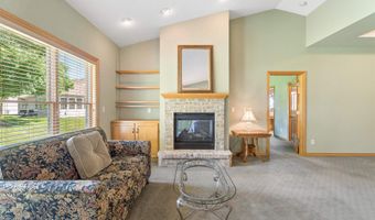 3831 N WAYSIDE Ln, Appleton, WI 54913