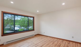 15 Spring Hollow Ln, Barre, VT 05641