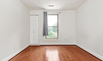 3334 WOODBURN VILLAGE Dr 33, Annandale, VA 22003