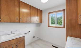 2610 Shaff Rd, Aumsville, OR 97325
