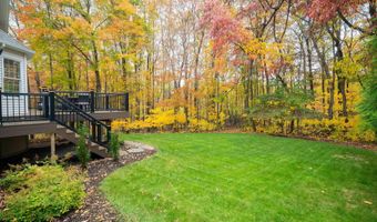 6289 Scarborough Dr SE, Ada, MI 49301