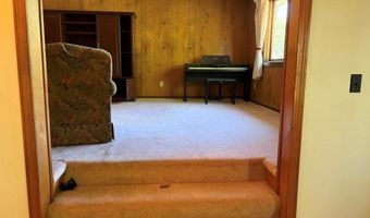 206 S MAIN St, Albion, PA 16401