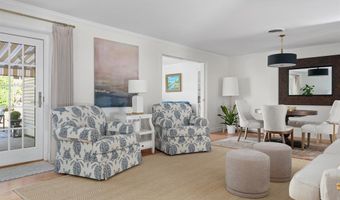112 Pine Glen Dr C-2, East Greenwich, RI 02818