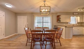 1606 Hemlock St, Bainbridge, GA 39817