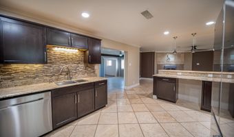 1403 S Country Club Cir, Carlsbad, NM 88220