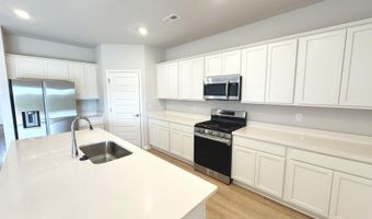 25345 Evanford Dr, Athens, AL 35613