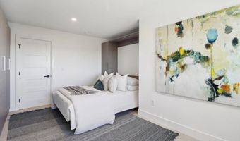 7117 Obelisco Cir, Carlsbad, CA 92009