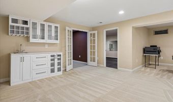 42855 CHATELAIN Cir, Ashburn, VA 20148